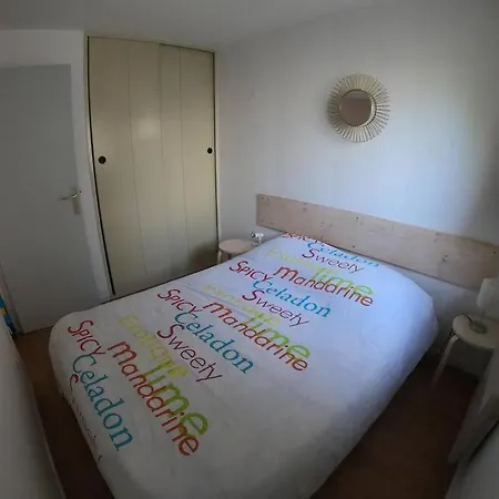 Appartement Avec Piscine Et Garage *